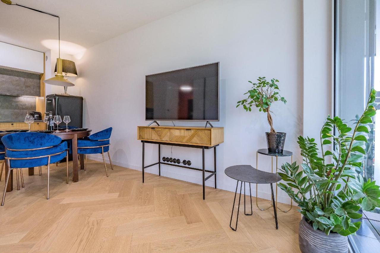 Hello Apartments Chmielna With Private Parking And Balcony Danzig Exterior foto