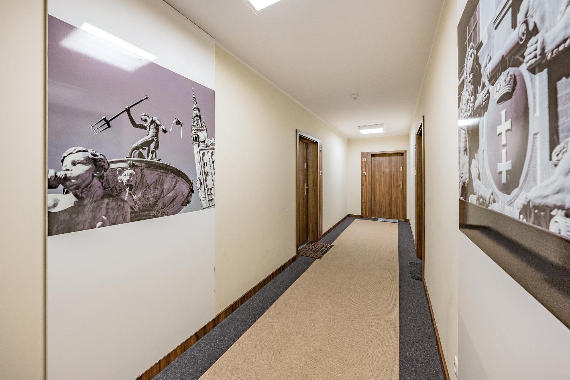 Hello Apartments Chmielna With Private Parking And Balcony Danzig Exterior foto